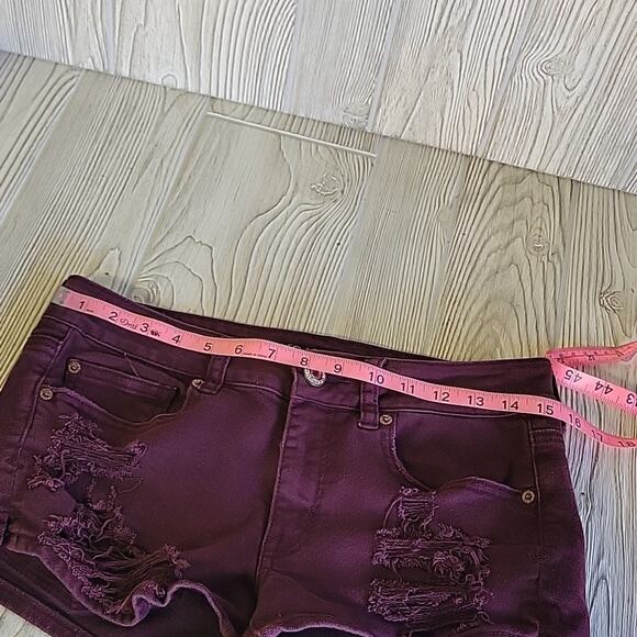 American Eagle Stretch Distressed Plum Shortie,Women's Size 8 - Picture 6 of 9